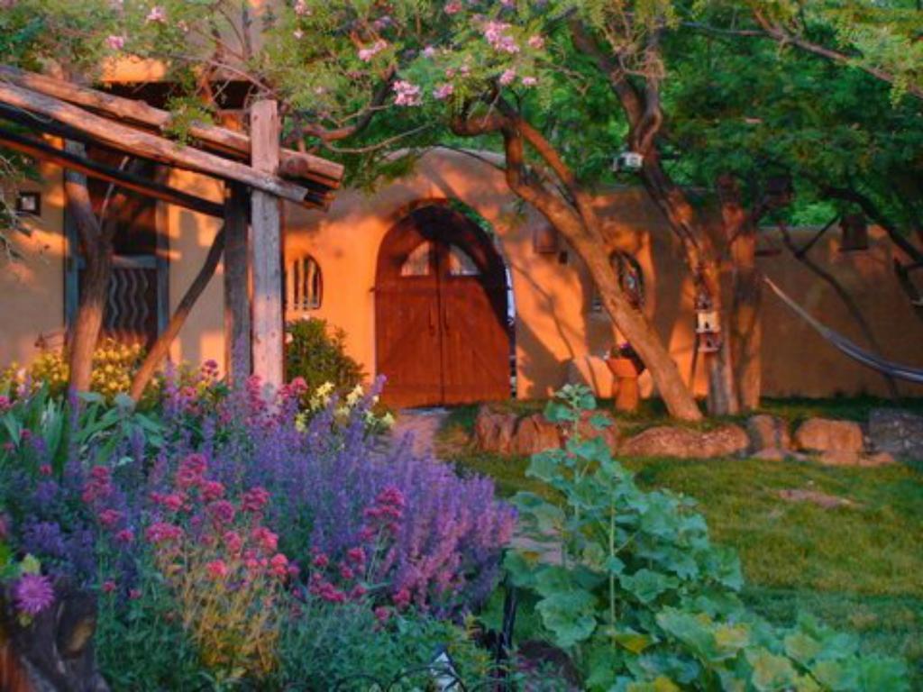 Old Taos Guesthouse B&B Dış mekan fotoğraf