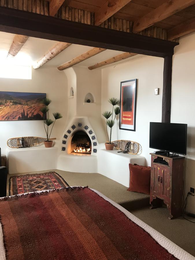 Old Taos Guesthouse B&B Dış mekan fotoğraf